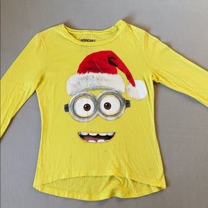 Girls size 10/12 Christmas Minion shirt